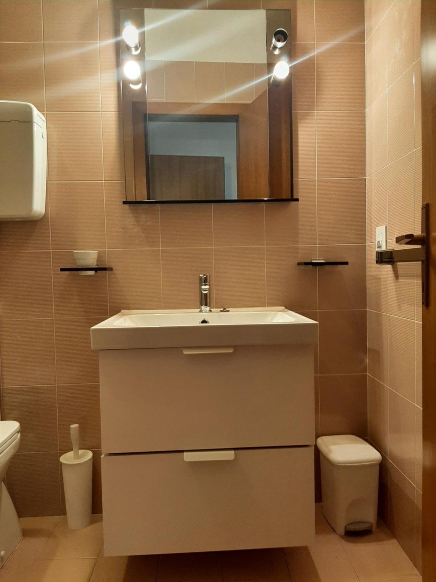 Camere Porto Vecchio Con Parcheggio A Pochi Passi Dal Castello Malcesine Room photo